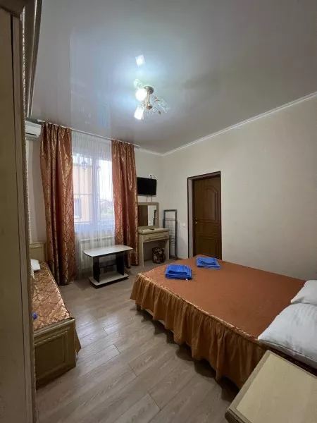 Трехместный улучшенный стандартный номер. Гостевой дом "Виолетта". Лоо