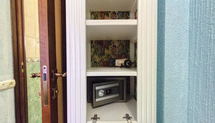 №4Б «БЕЛОЕ БАРОККО» — ЭКОНОМ. Мини-отель "Рубензон". Утёс