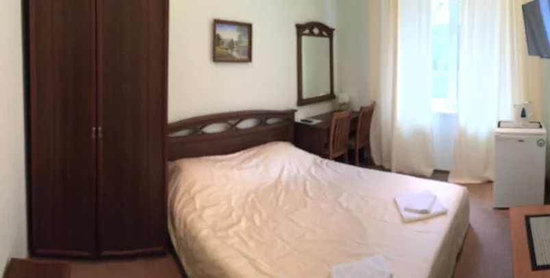 . Гостевой дом «Кедр-Восток». Алупка