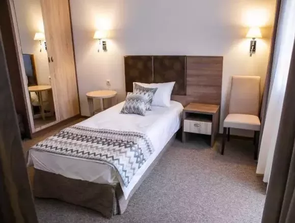 Одноместный с видом на горы. Гостиница «Andersen Hotel». Домбай-гостиницы