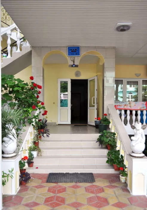 . Гостевой дом "Аделия". Вардане