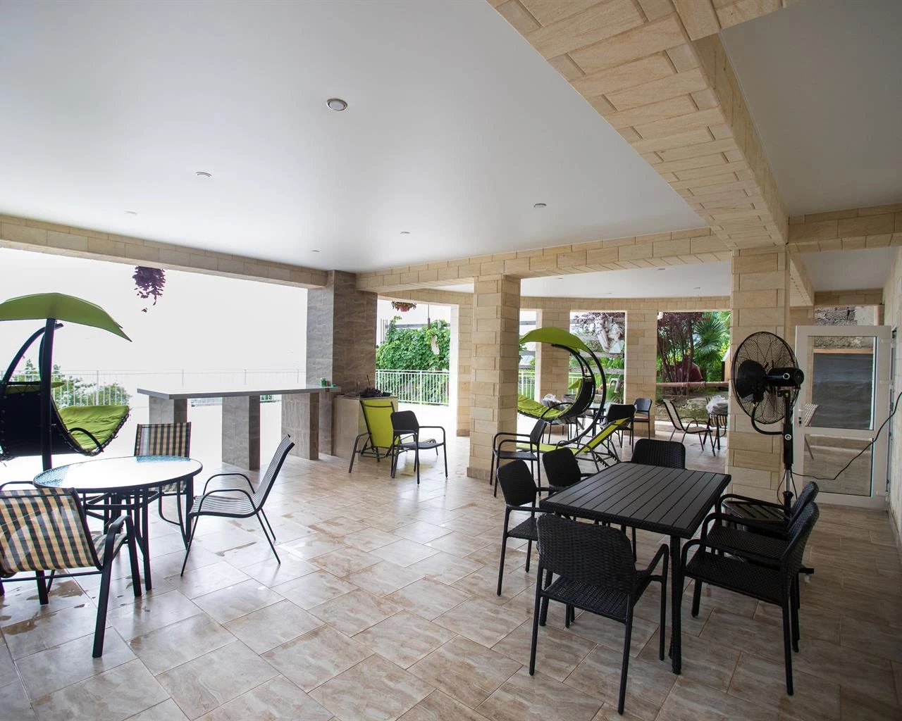 . Гостиница "Villa Terrasa". Лоо