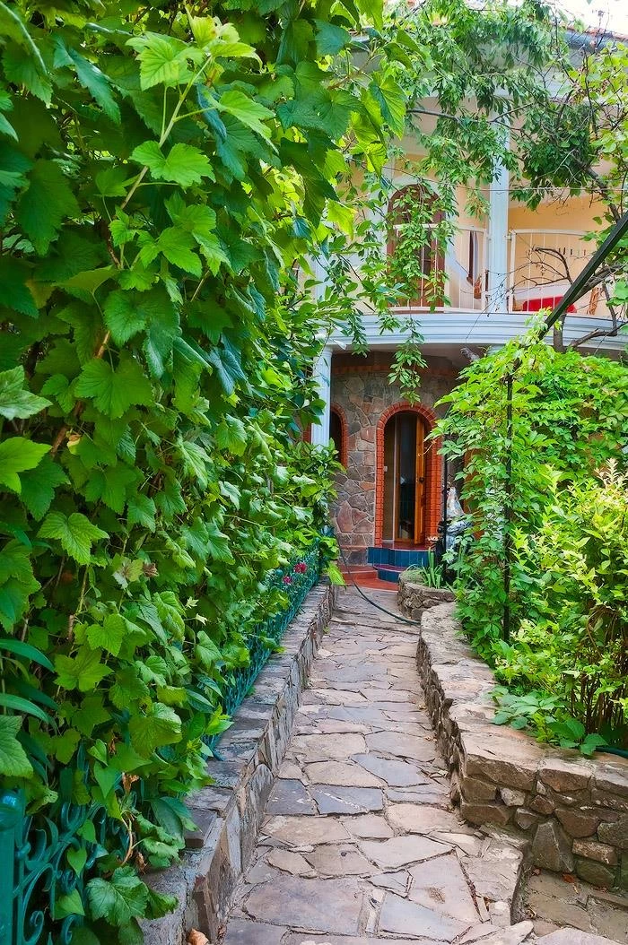 . Частный коттедж "Соколиное Гнездо". Малореченское