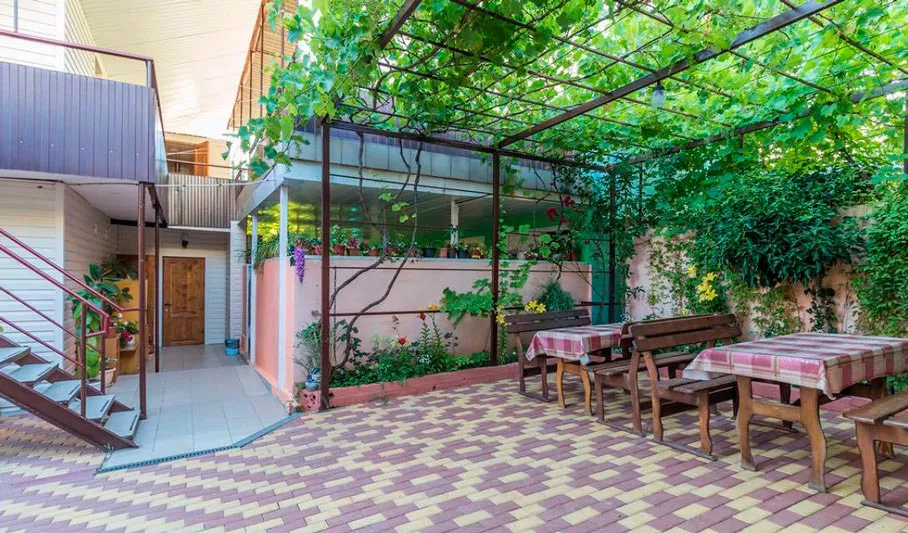 . Гостевой дом «Катрин»       . Джубга