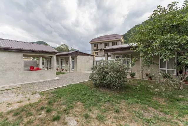 . Частный сектор На Тихорецкой 32. Солоники