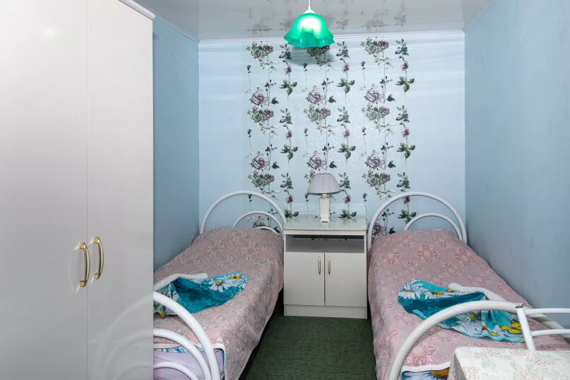 . Гостевой дом " У Виктора". Анапа