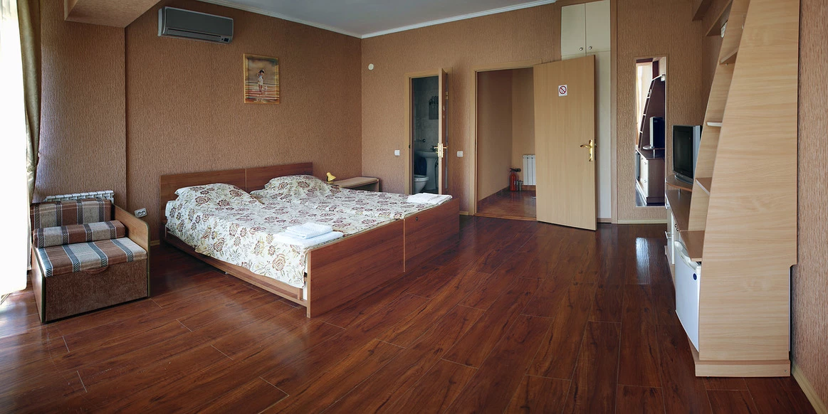 «СТУДИЯ». Отель «ФЛАМИНГО». Партенит