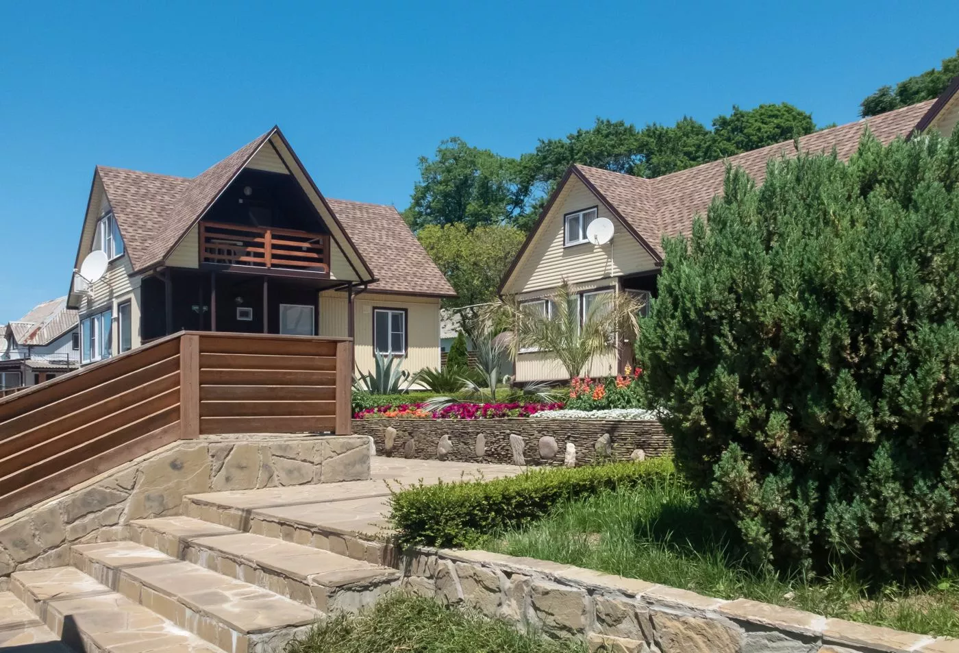 . Гостевой комплекс "Буэнос Диас". Совет-Квадже