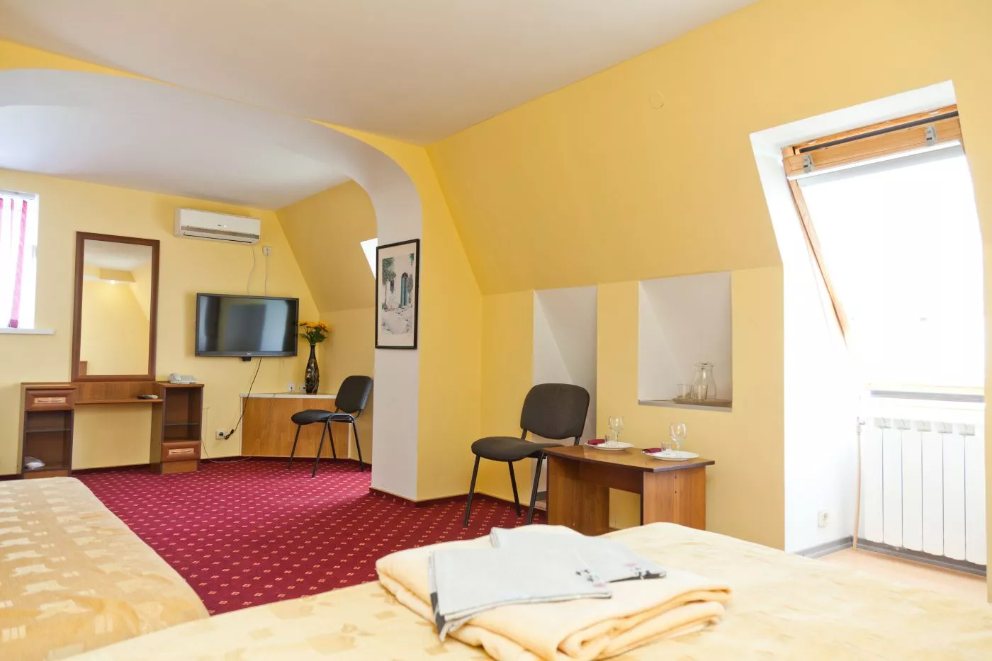 . Отель Водноспортивный клуб-отель "Торнадо". Ейск