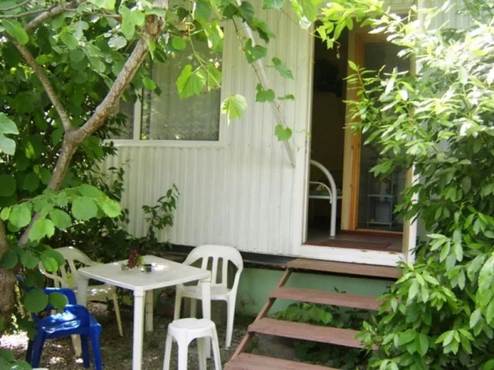 . Гостиница "Дамский каприз". Лазаревское