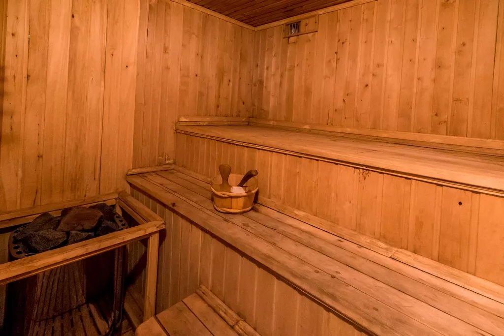 Отдельно стоящий 2-х этажный коттедж. Гостиница Приазовочка. Ейск