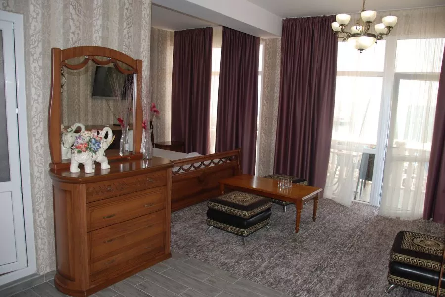 2-Х МЕСТНЫЙ С ВИДОМ НА МОРЕ. Отель КАВКАЗ. Гостиницы и отели Лазаревского