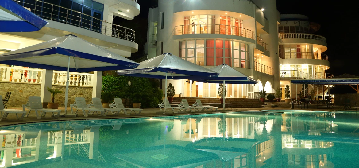 . Отель Majestic. Партенит