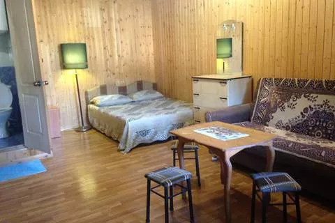 3-х местный номер с удобствами. Гостевой дом "У Константина". Джубга