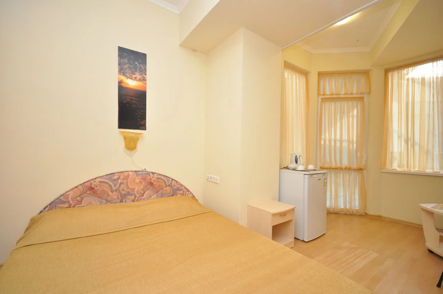 1-местный номер. Гостиница "РоЯлта". Алупка