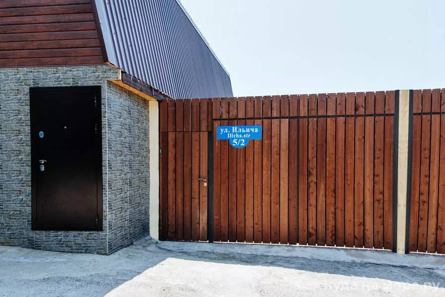 . Коттедж в центре для семьи или 6−8 человек. Лазаревское