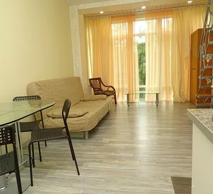 . Частный сектор " В парке ". Севастополь