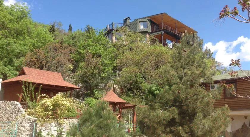 . Отель "Кучук-Ламбат". Бондаренково