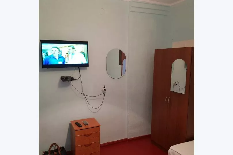 2,3-х местный «Эконом». Гостевой дом Олеандр. Гагра