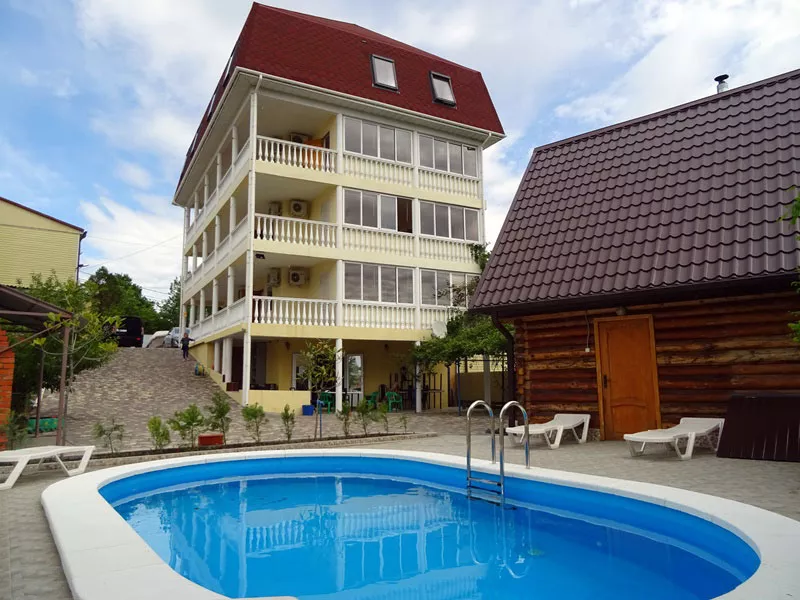 . Гостевой дом "Версаль" в Лермонтово      . Лермонтово