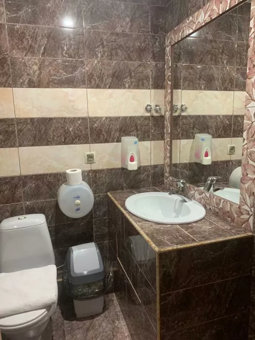 5-ТИ МЕСТНЫЙ С БАЛКОНОМ. Отель КАВКАЗ. Гостиницы и отели Лазаревского