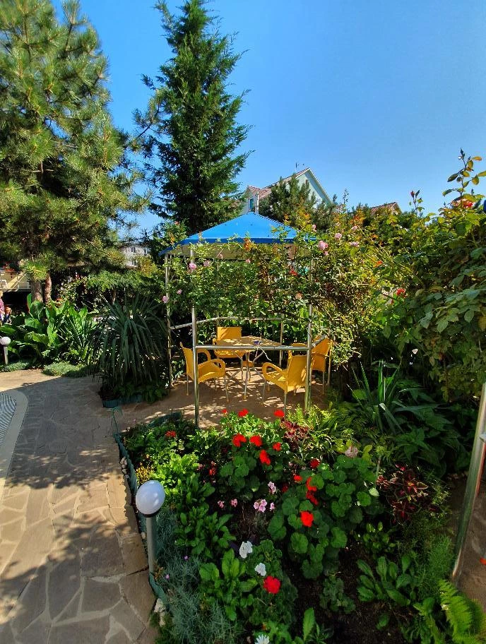 . Отель Коттедж № 32 Чудесный. Симферополь