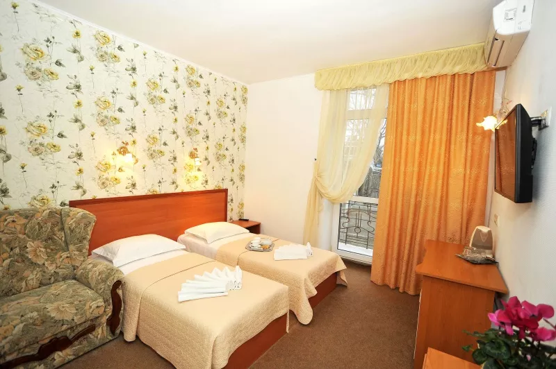 Стандарт 2-х местный. Отель «Глициния». Феодосия