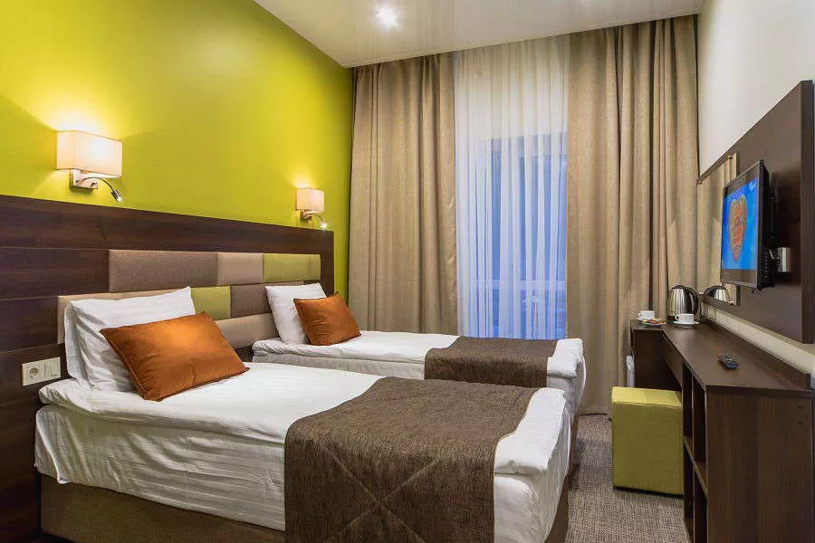 Стандарт с террасой. Отель «Поляна Сказок». Ялта