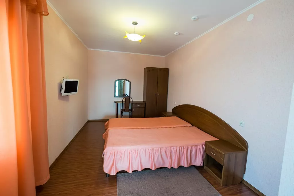 2-х мест., 2-х комнатный. Гостиница Приазовочка. Ейск