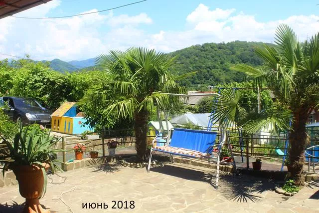 . Гостиница "Верона". Вардане