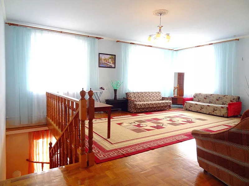 . Гостиница "Белый дом". Кабардинка