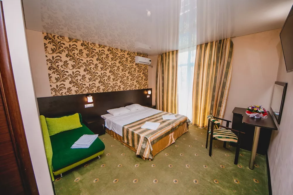 3х местный комфорт. Гостиница H2O. Геленджик