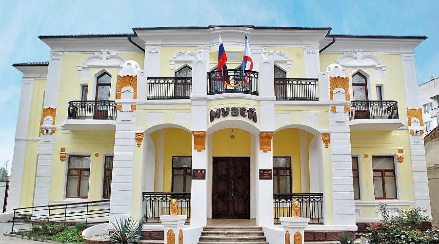 Музей истории грязелечения. Фото взято с сайта: https://travelcrimea.com/
