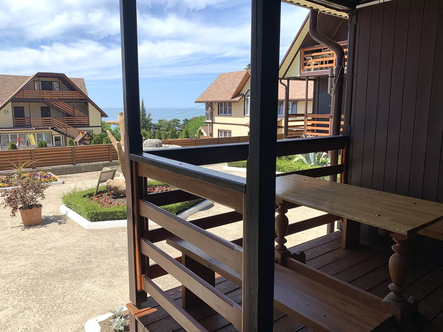 . Гостевой комплекс "Буэнос Диас". Совет-Квадже