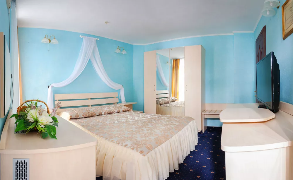 DELUXE 2. Отель "1001 ночь". Кореиз