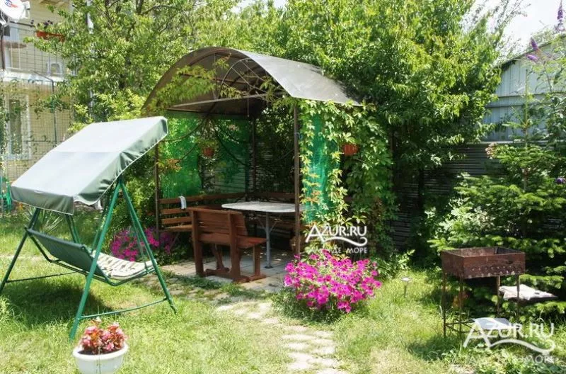 . Гостевой дом "У Светланы" в Ольгинке      . Ольгинка