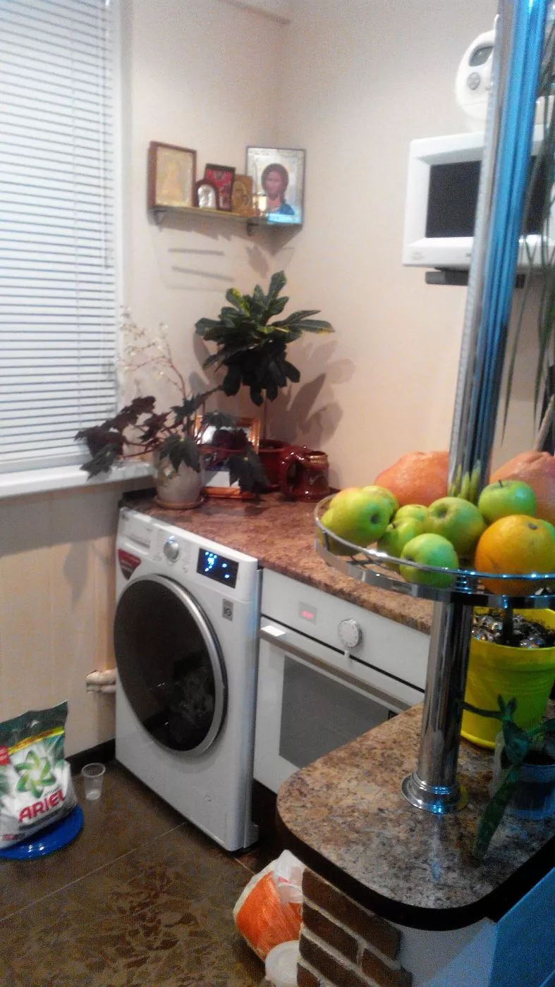 . Квартира в многоквартирном доме Сдам шикарную квартиру для отдыха!. Алушта