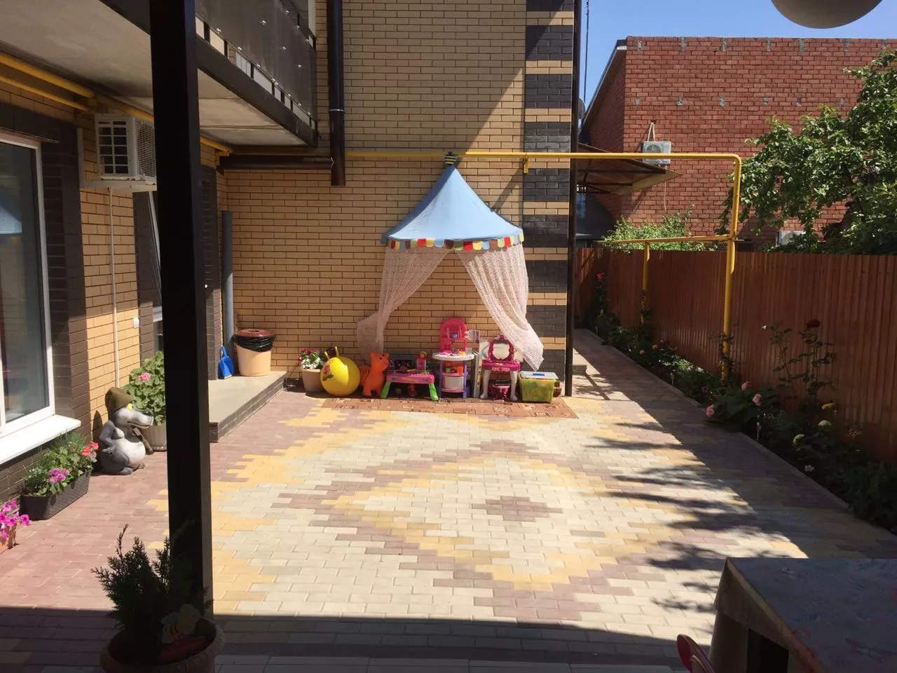 . Гостевой дом «Пчела». Ейск