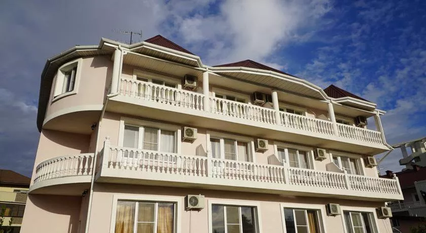 . Гостиница "На Фигурной 51". Адлер