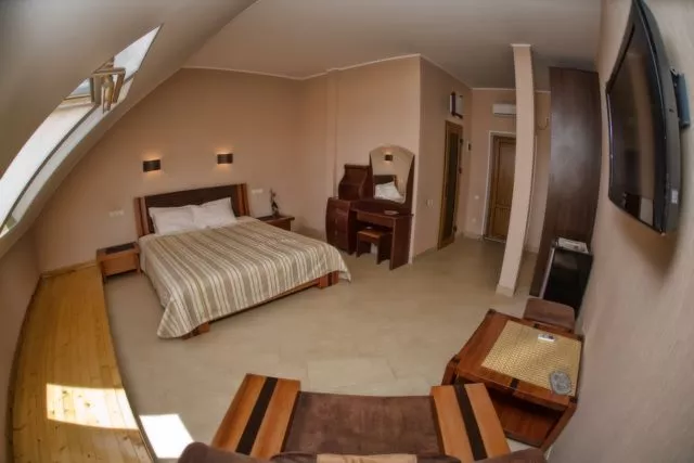 Мансарда. Частный гостевой дом Гостевой Дом "Санрайс"/ SUNRISE. Феодосия