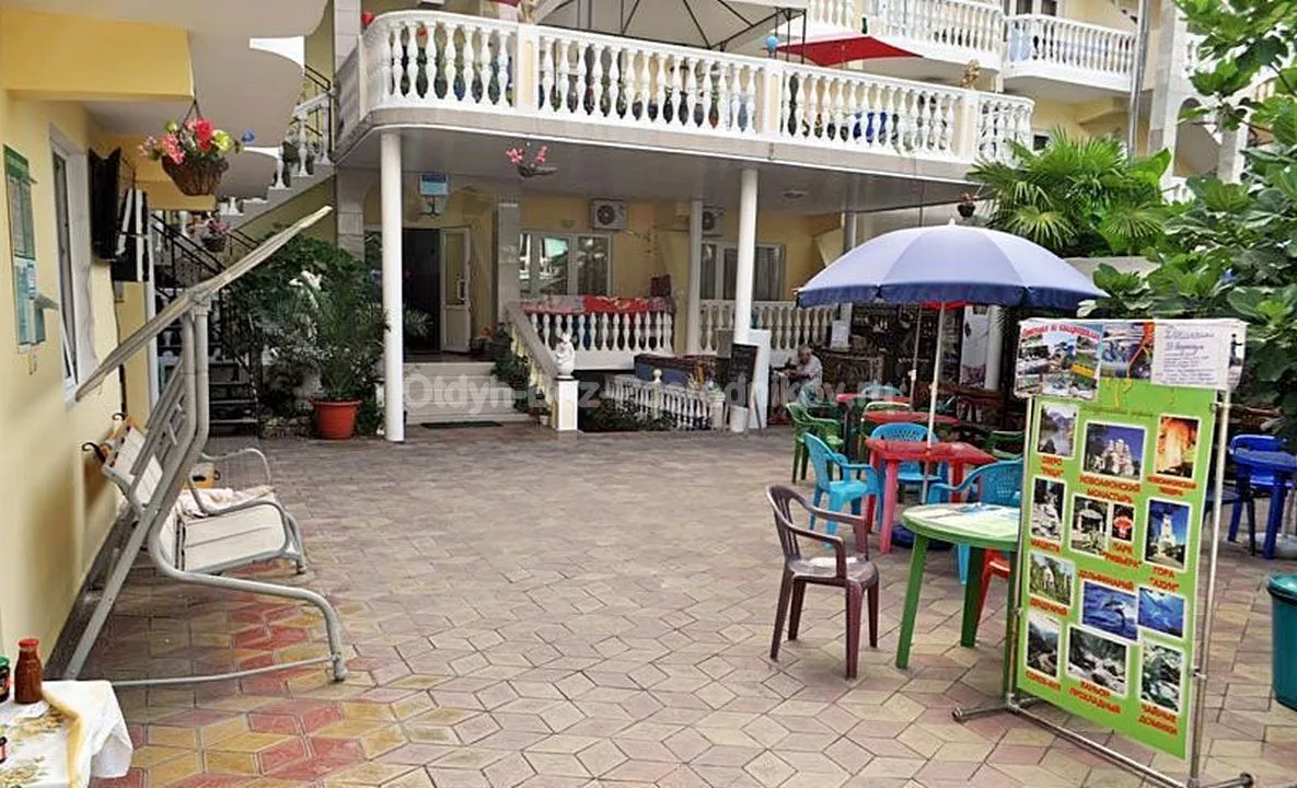 . Гостевой дом "Аделия". Вардане