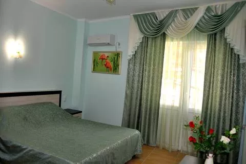 2-х местный номер . Гостевой дом «Парус». Архипо-Осиповка