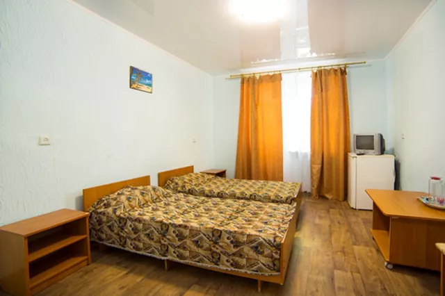 2х-местный Стандартный номер (ТВ.Х) корпус. Пансионат "Золотой берег". Береговое