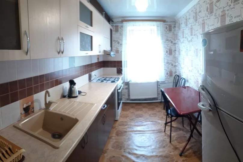 Трехкомнатный номер (дом). Гостевой дом "Алчак Кая". Судак