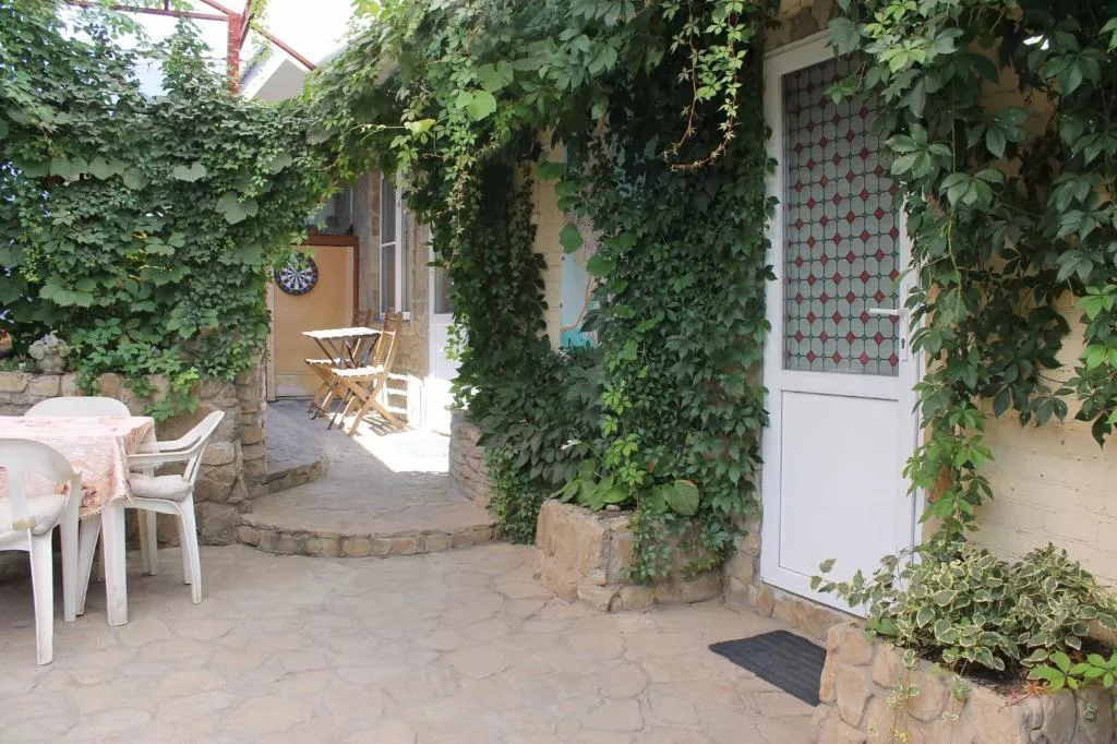 Гостевой дом "Лето"