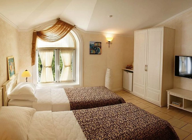 Улучшенный. Отель «Гомер». Балаклава