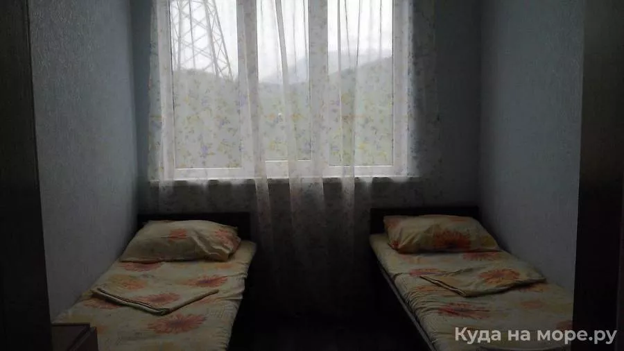 «Бюджет» 2. Гостевой дом ODYSSEY . Пицунда