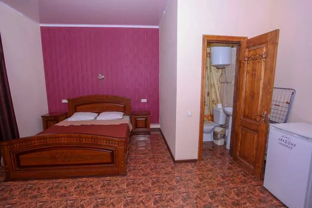 . Гостиница  "Sea Zone" . Пицунда . Гостиница  "Sea Zone" . Пицунда