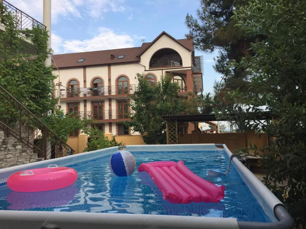 . Гостевой дом "Кипарисовый". Геленджик