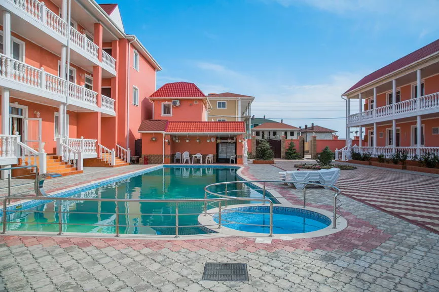 Гостевой дом «Red House»